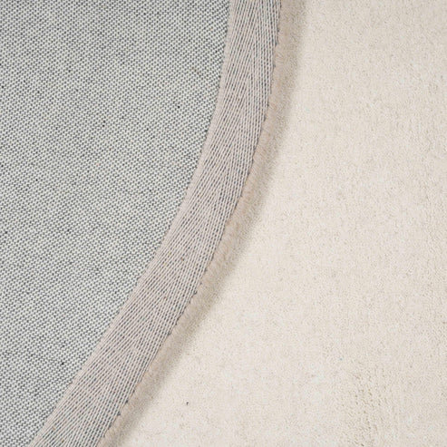 Organic wool rug